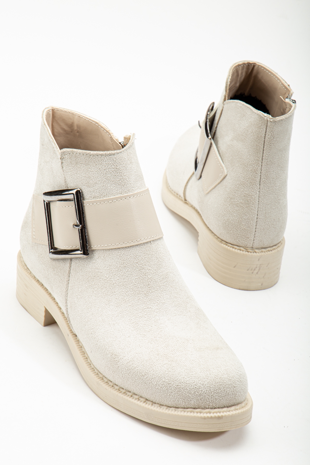 Kadın Ten Süet Termo Taban Tokalı Fermuarlı Kısa Topuklu Bot - Görsel 4