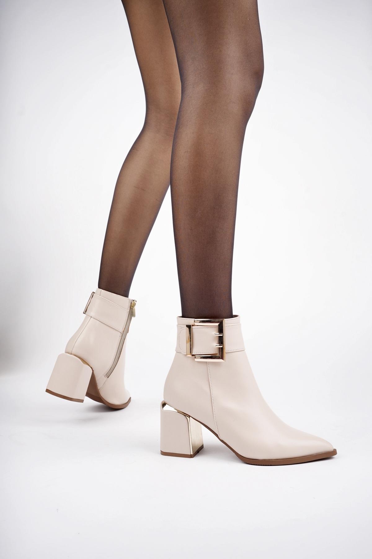 CHİLY Garantili Kemer ve Toka Detaylı Kalın Topuklu Kadın Bot - Görsel 8