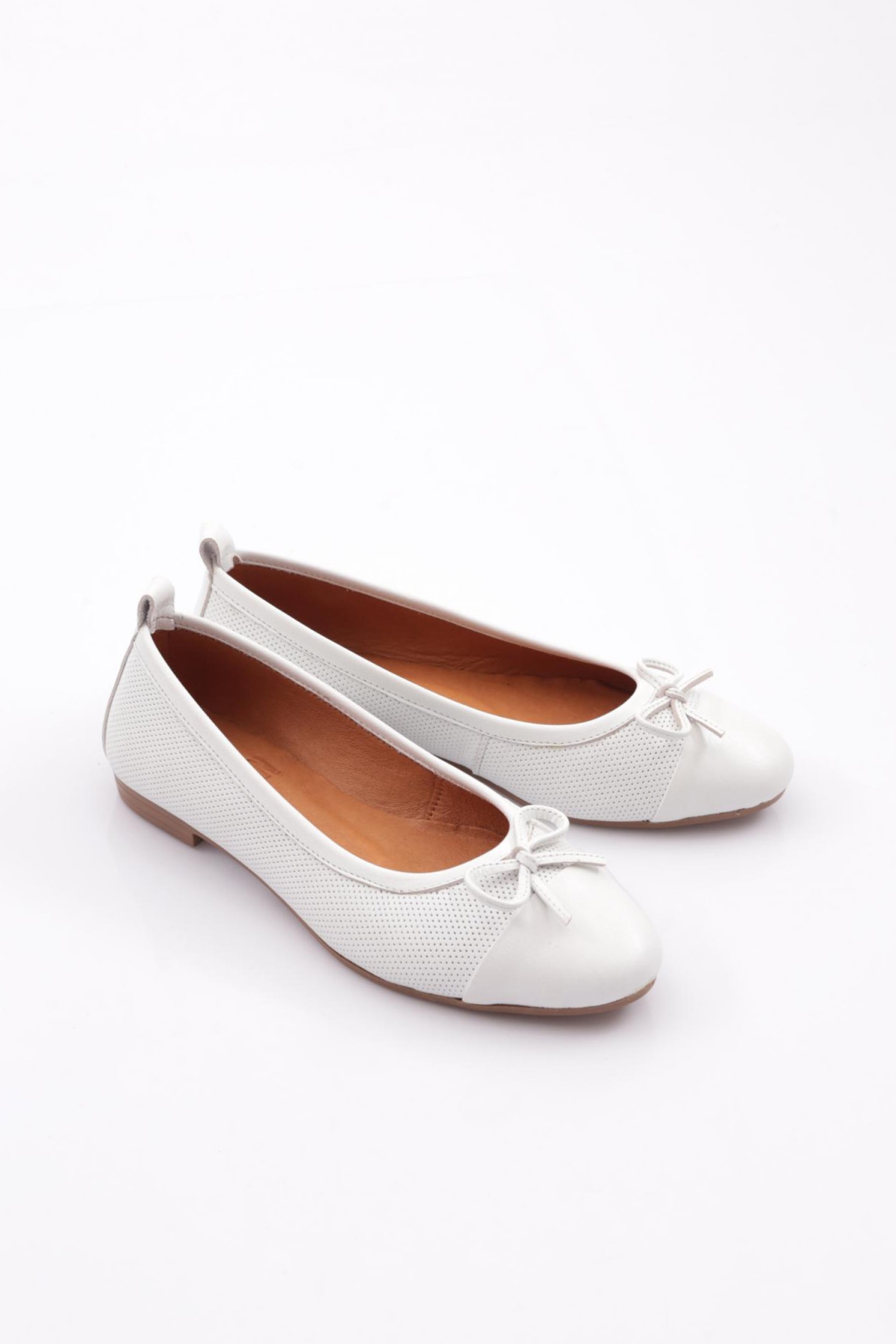 140 Kadin Fiyonk Detayli Babet - Görsel 3