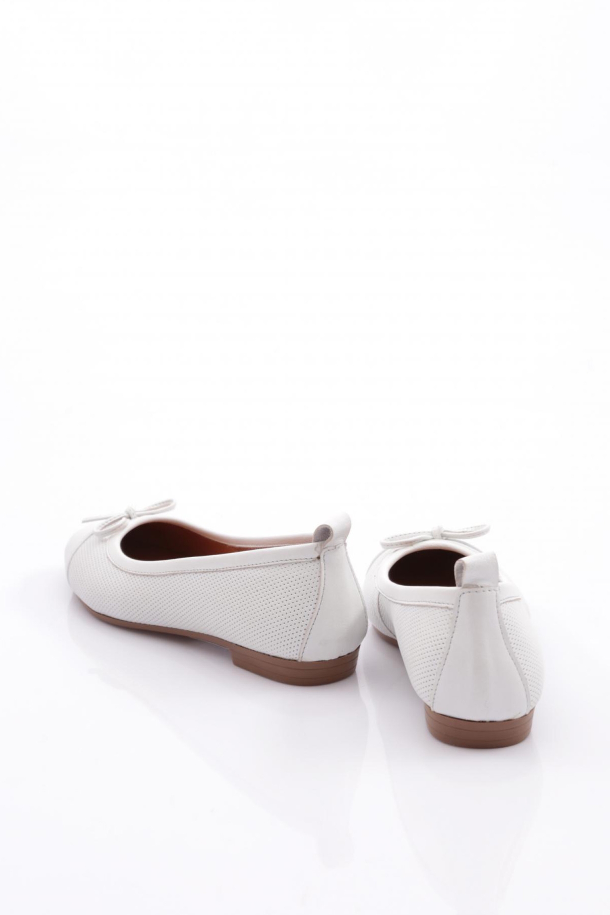 140 Kadin Fiyonk Detayli Babet - Görsel 4