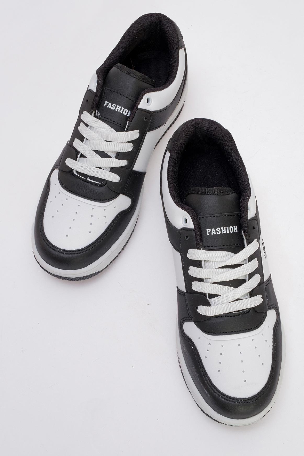 Bağcıklı Kadın Spor Ayakkabı BEYAZ SİYAH - Görsel 6