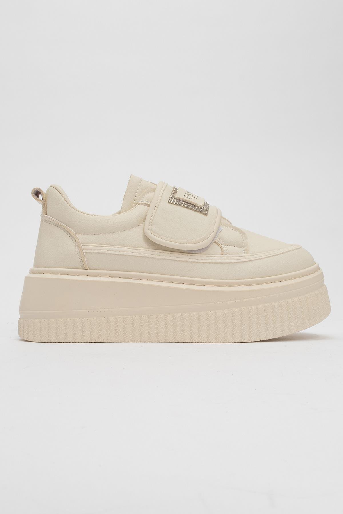 Bağcık Taşlı Kadın Spor Ayakkabı EKRU BEJ - Görsel 3