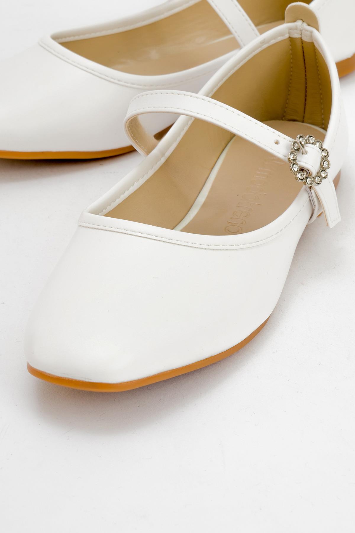 Kadın Kemerli Taşlı Küt Burunlu Babet BEYAZ CİLT - Görsel 4