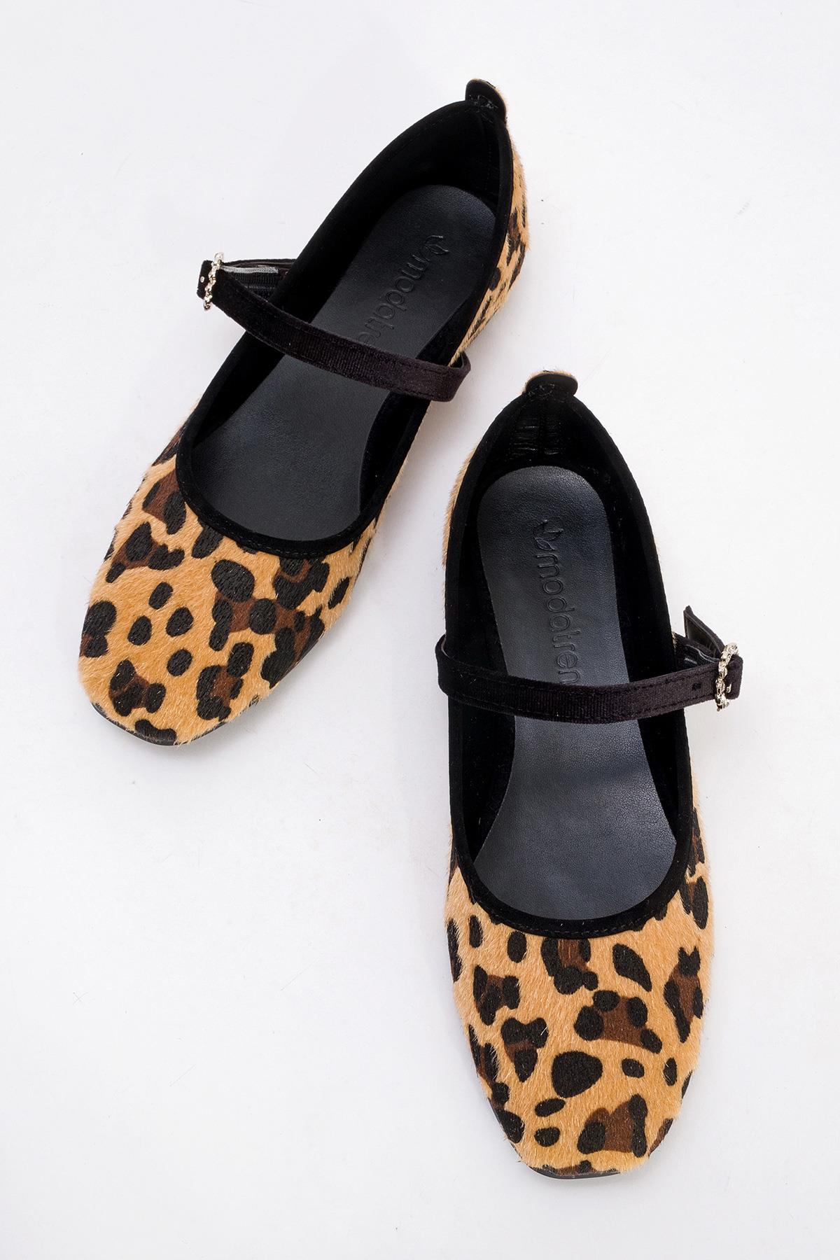 Kadın Kemerli Taşlı Küt Burunlu Babet LEOPAR - Görsel 6