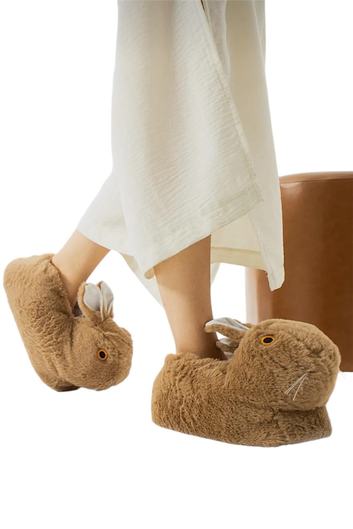Peluş Tavşan Figürlü Kaymaz ve Ses Yapmaz Ev Panduf KAHVERENGİ - Görsel 2