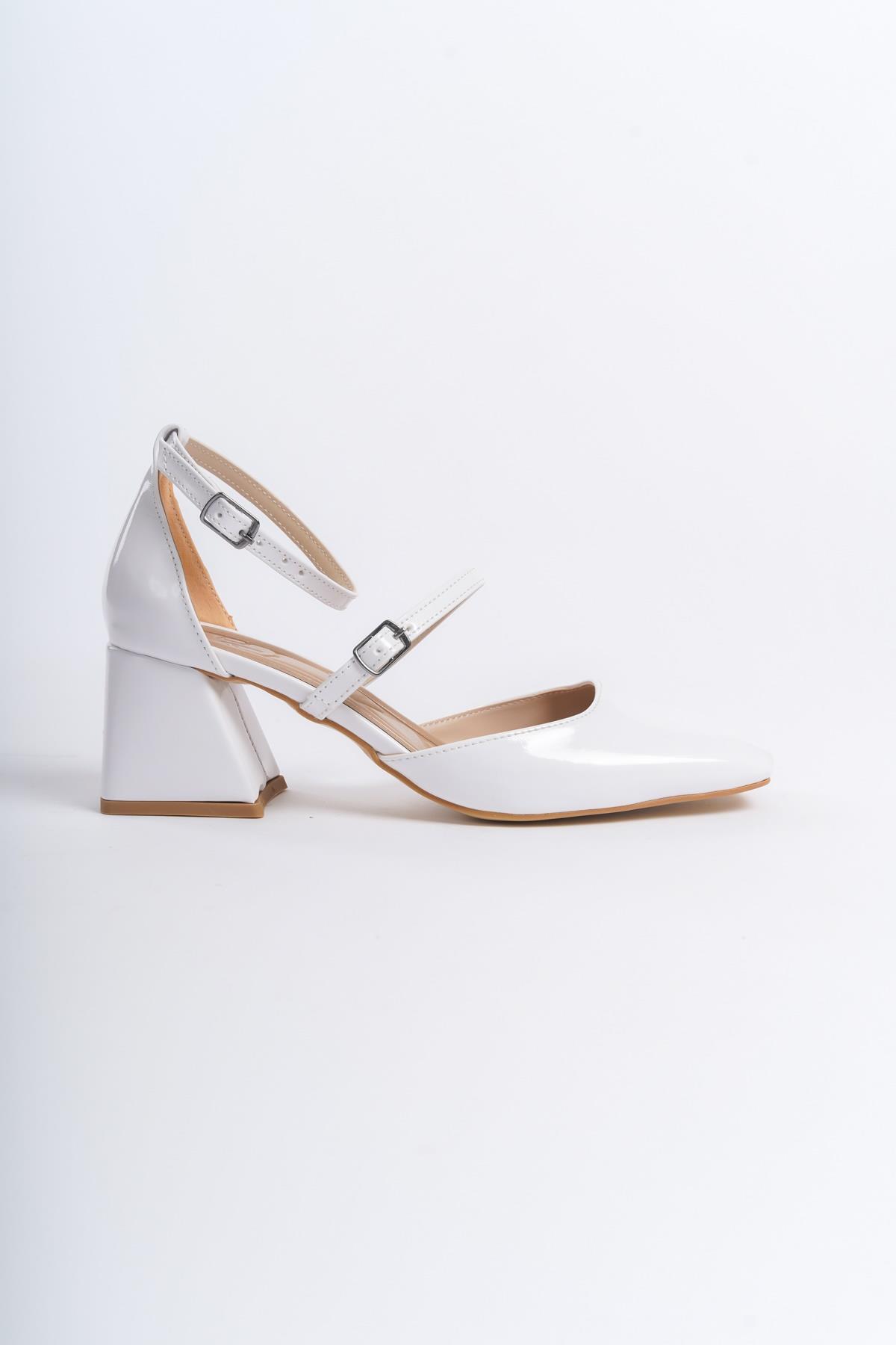 Sigva Mary Jane Yazlık Beyaz Rugan Kalın Topuklu Bantlı Ayakkabı - Görsel 5