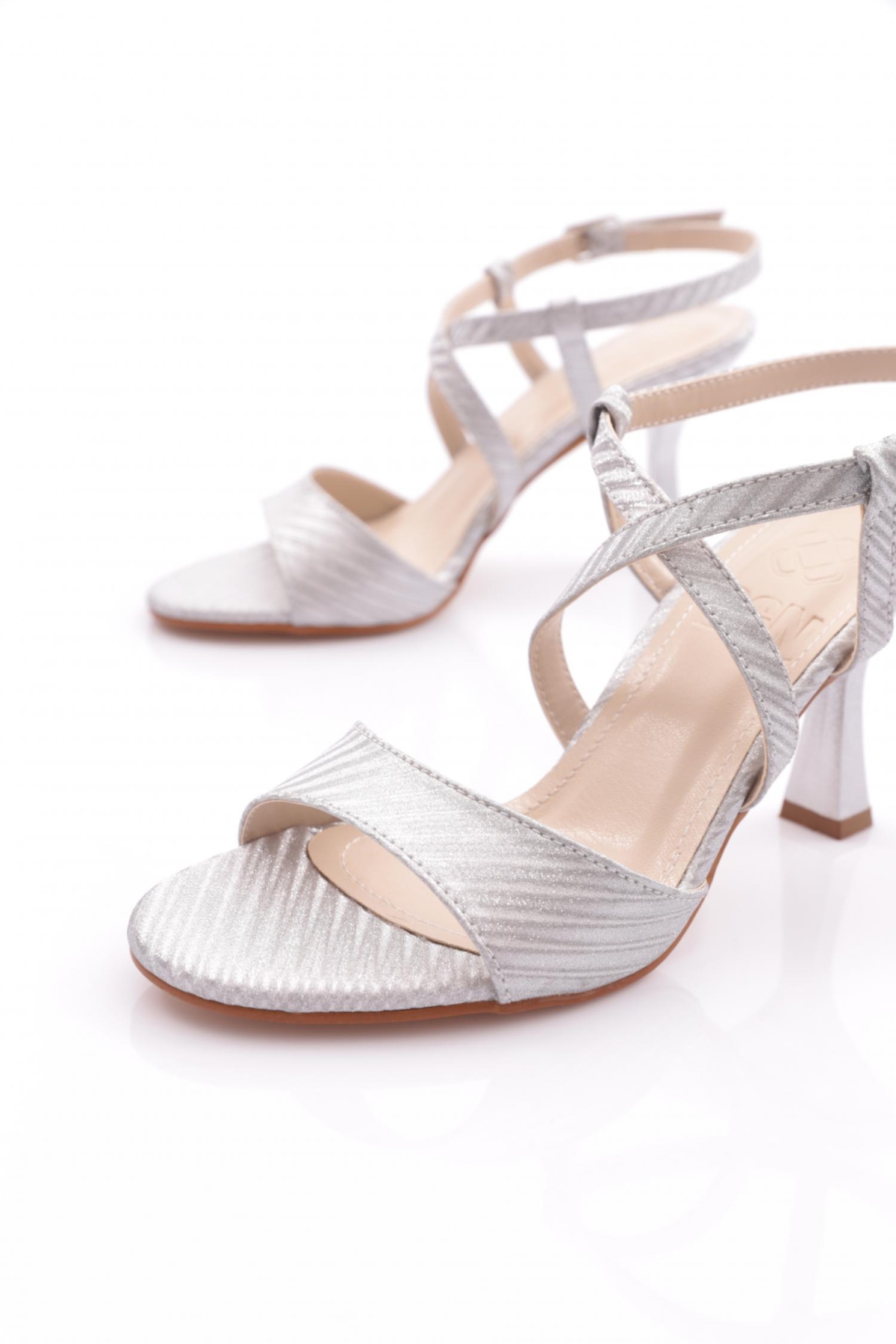 906 Kadin Yandan Bağlamali Topuklu Ayakkabi - Görsel 5
