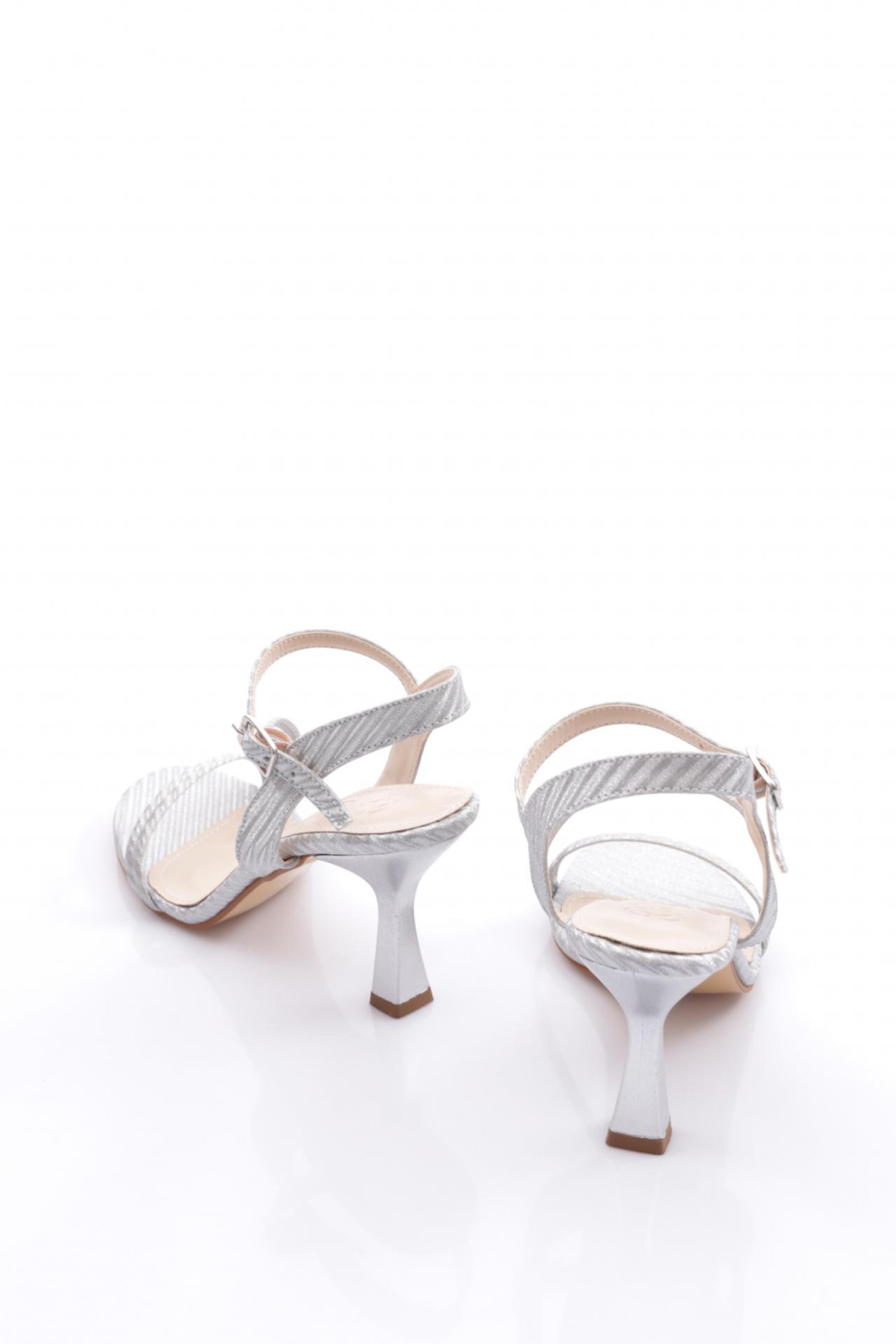 901 Kadin Bilekten Bağlamali Topuklu Ayakkabi - Görsel 4
