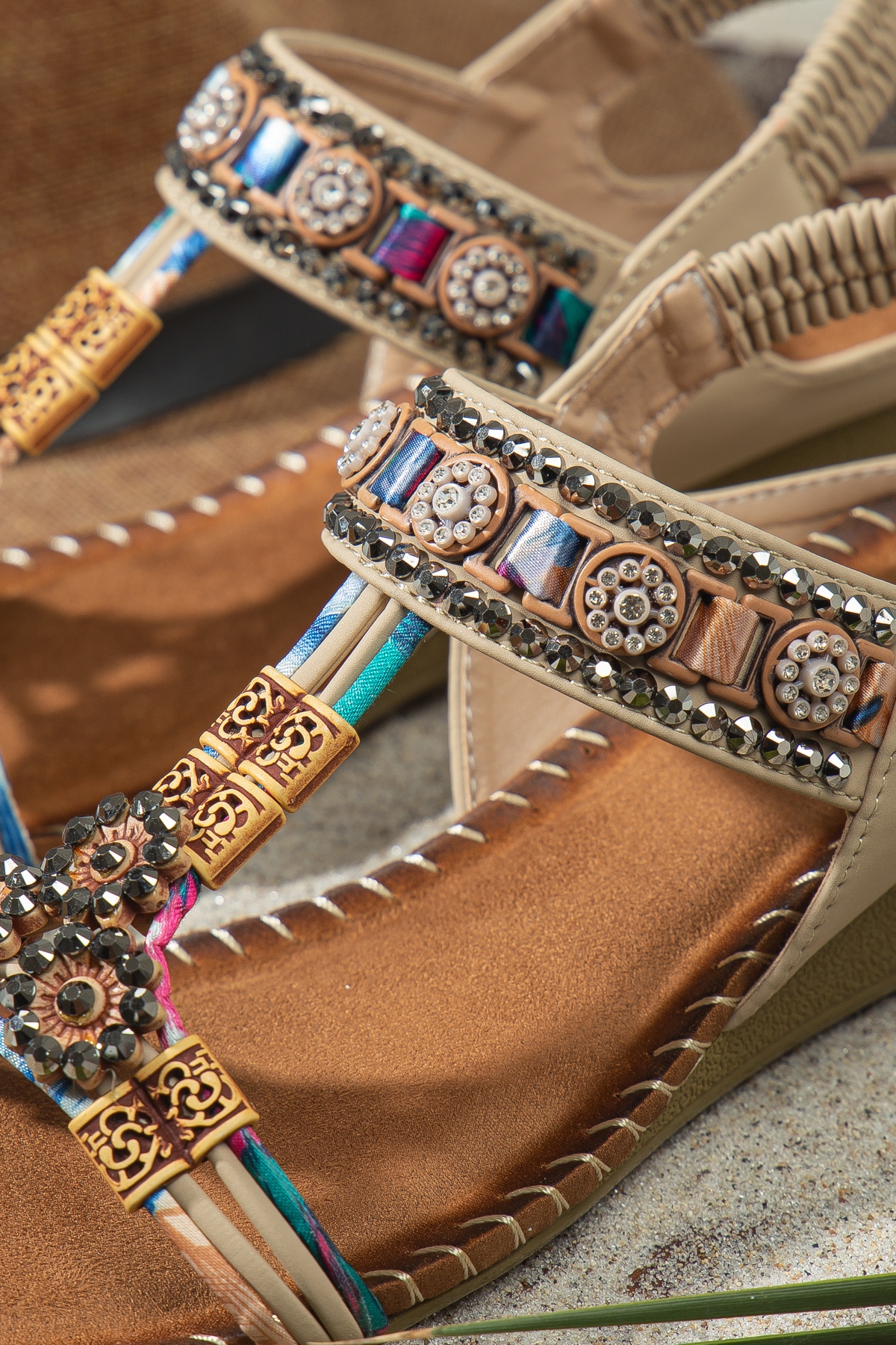 Caroline Anatomik Ortopedik Taşlı Günlük Kadın Sandalet - Görsel 3