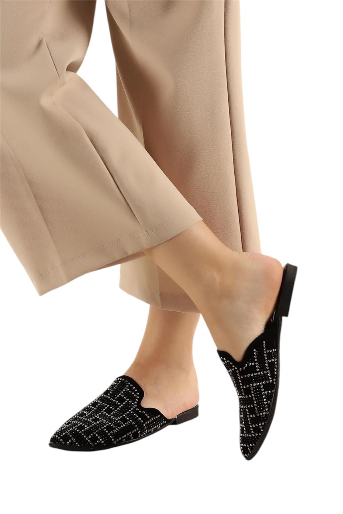 Süet Sivri Burun Taş Tasarımlı Kadın Terlik SİYAH - GÜMÜŞ - Görsel 2