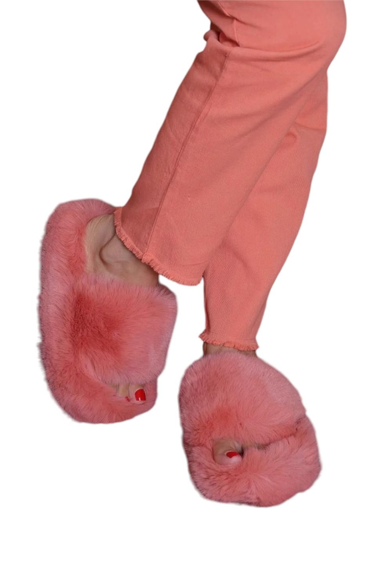 Ekstra Yumuşak Tüylü Kadın Terlik FUŞYA - Görsel 4