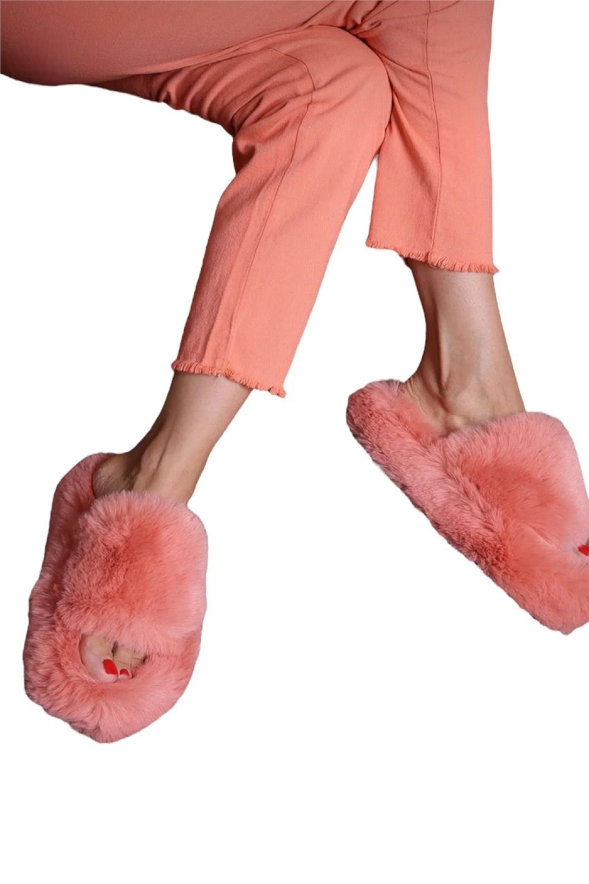 Ekstra Yumuşak Tüylü Kadın Terlik FUŞYA - Görsel 5