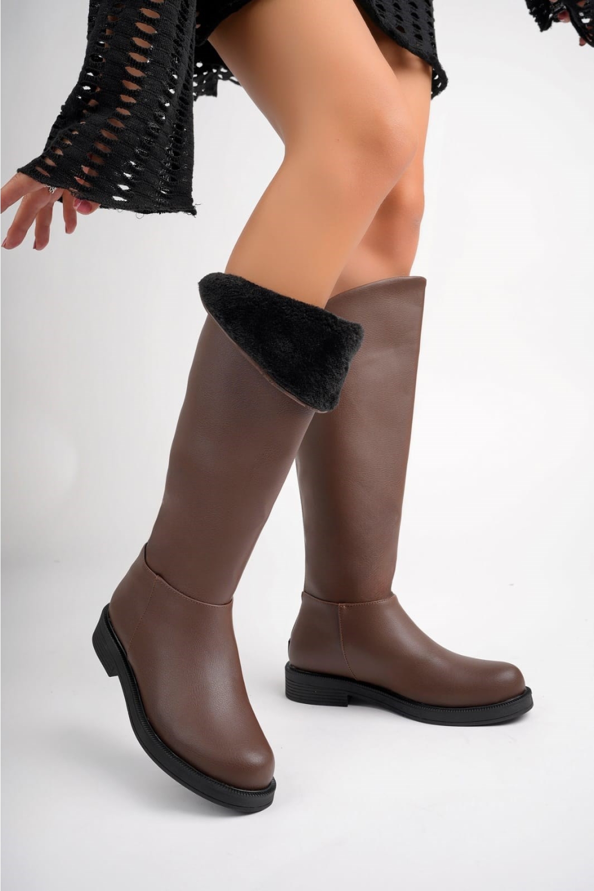 Uzun Bükülebilen Model Kürklü Kadın Çizme OZT-AMN - Görsel 2
