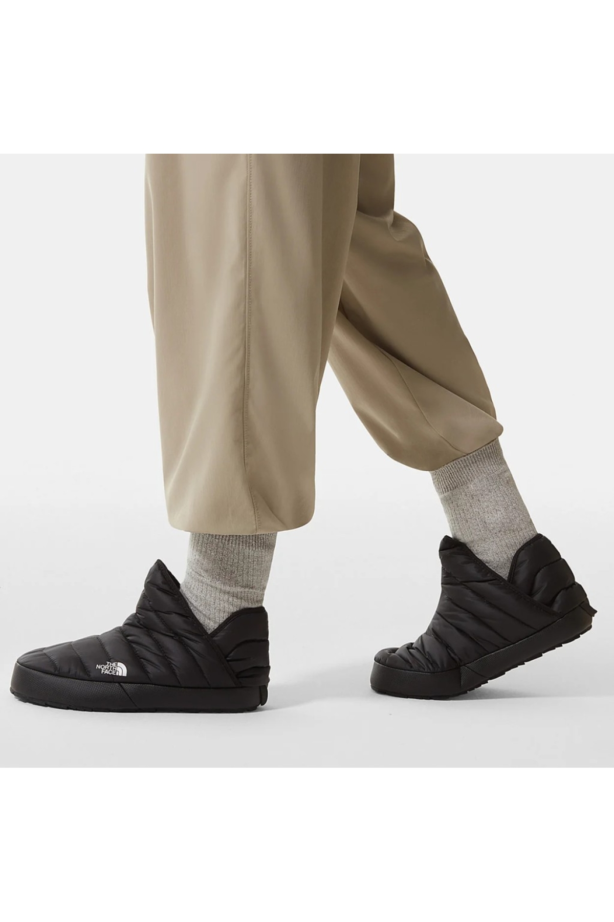 Thermoball Traction Kadın Siyah Bot - Görsel 2