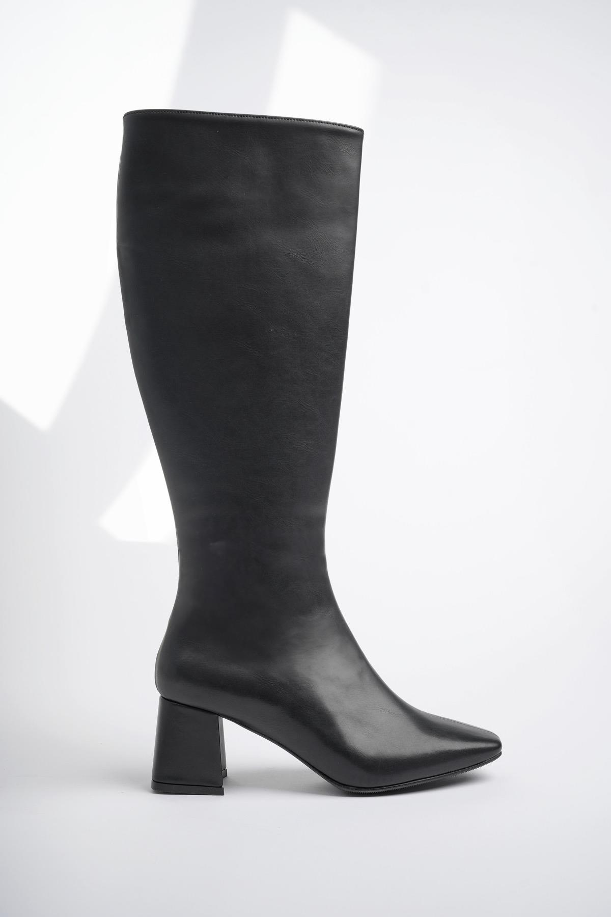 KAROLİNE Garantili Küt Burun Yandan Fermuarlı Topuklu Kadın Çizme - Görsel 4