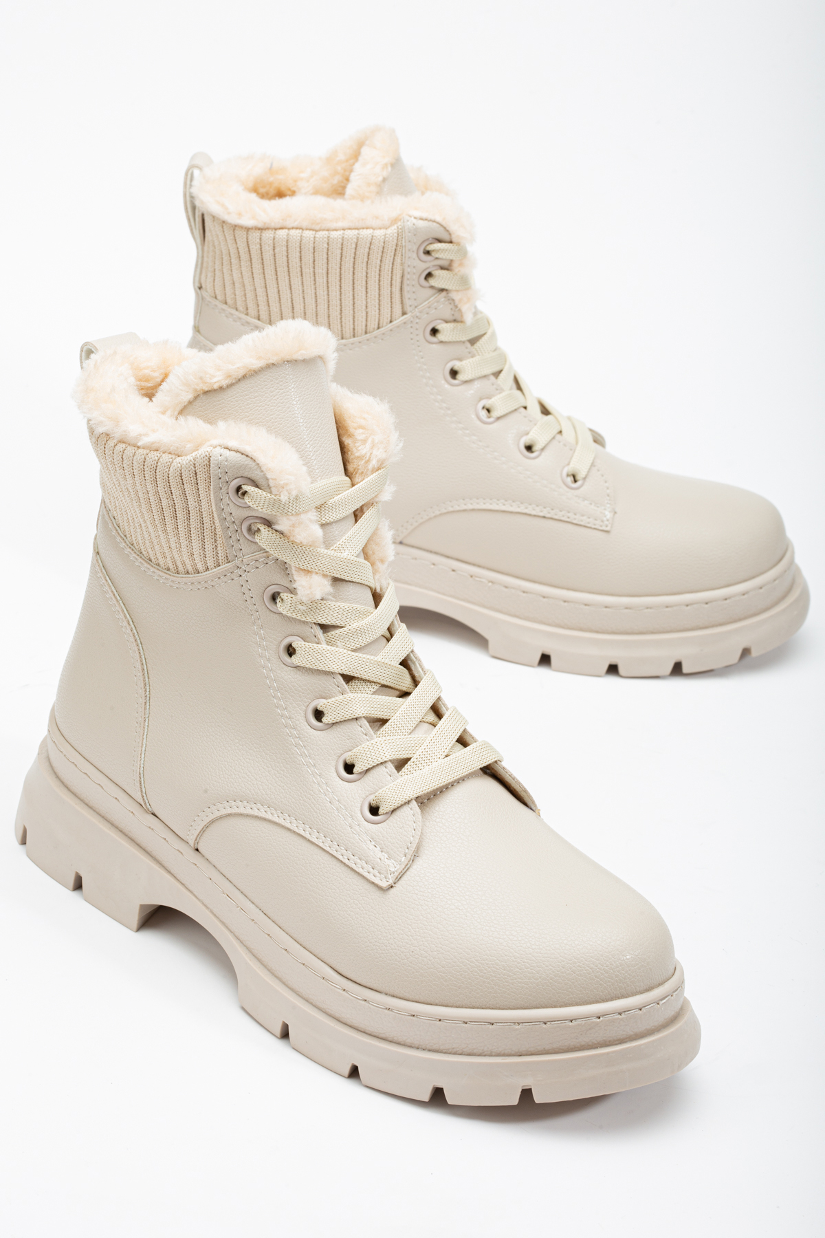 Kadın Bej Kalın Termo Taban Kürklü Bağcıklı Bot - Görsel 3