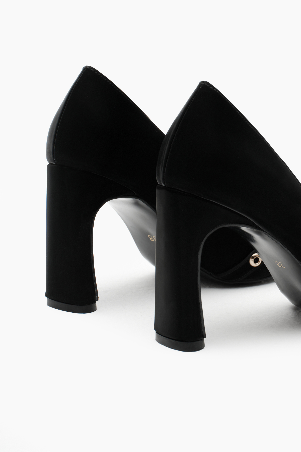 Kadın Siyah Neolit Taban Önü Şerit Tokalı Yüksek Topuklu Ayakkabı - Görsel 6