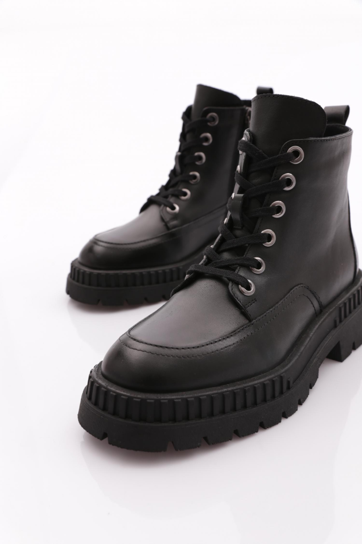 20431 Kadin Bot - Görsel 5