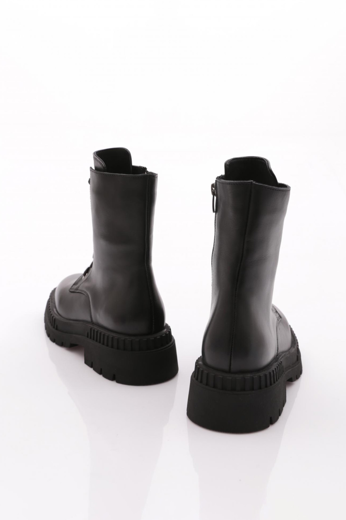 20430 Kadin Bot - Görsel 4