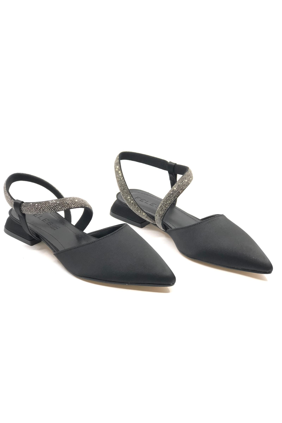 Şerit Taş Detaylı Kadın Klasik Babet Ayakkabı - Görsel 2