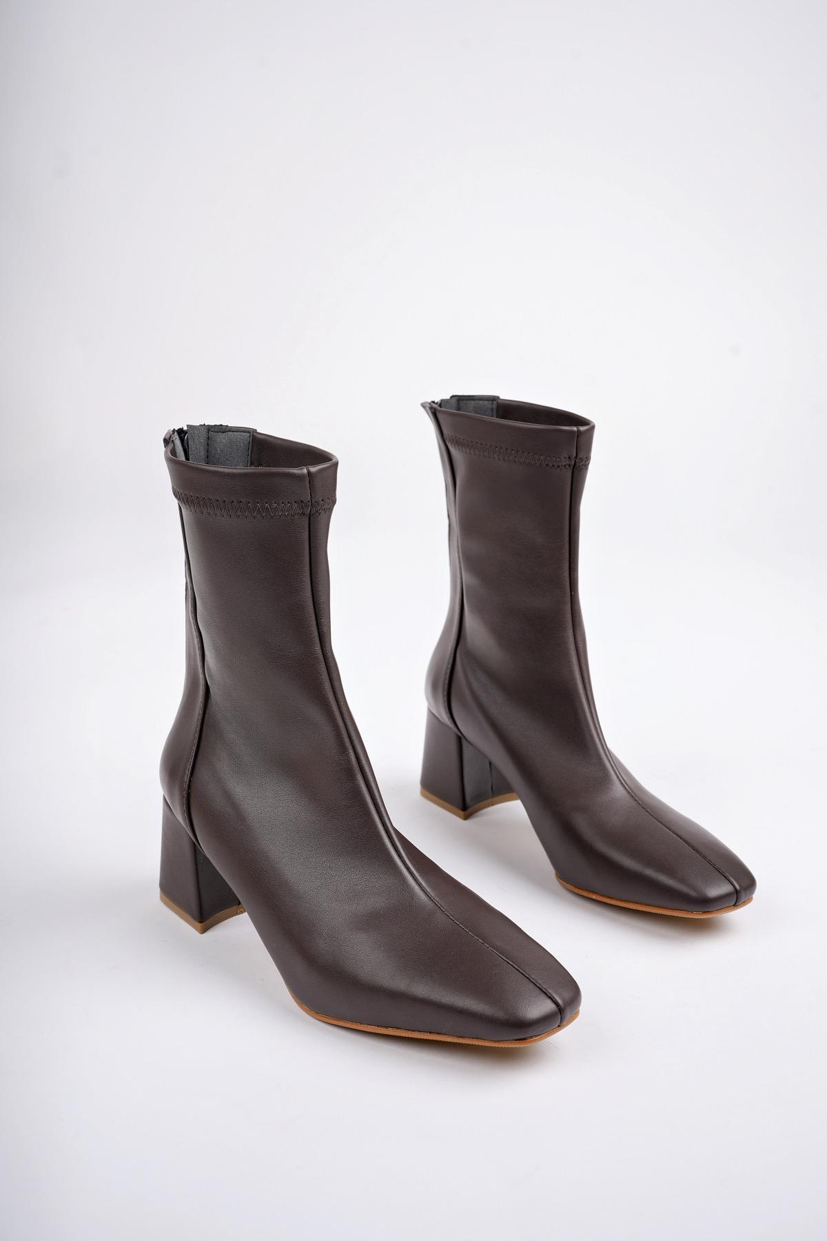 Muggo Muggo Kahverengi SASHA Garantili Küt Burun Arkadan Fermuarlı Kadın Topuklu Bot | Flo Kahverengi - 7. görsel