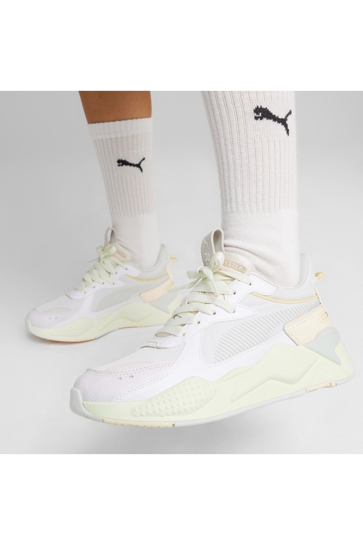 RS-X Soft Kadın Beyaz Spor Ayakkabı - Görsel 3
