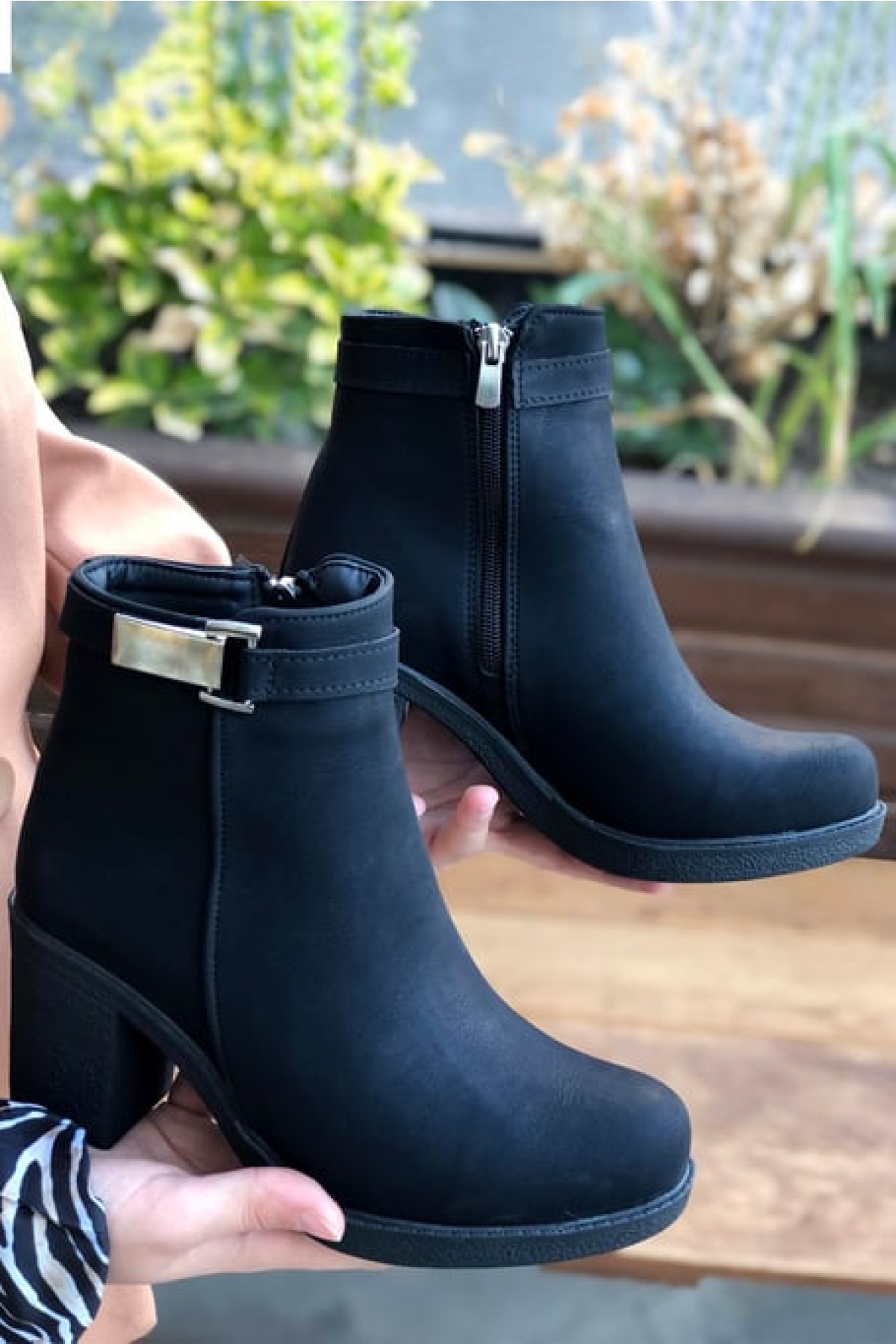 51 Yandan Tokalı Topuklu Kadın Bot - Görsel 3