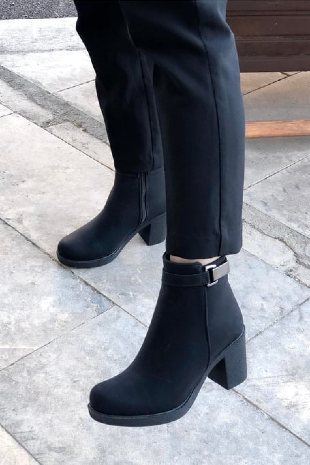 51 Yandan Tokalı Topuklu Kadın Bot - Görsel 5