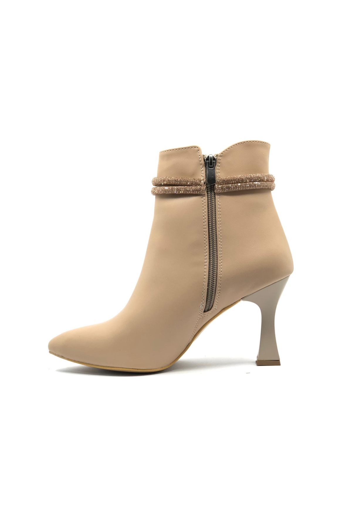 Düğüm Taş Detaylı Kadeh Topuk Kadın Bot - Görsel 4