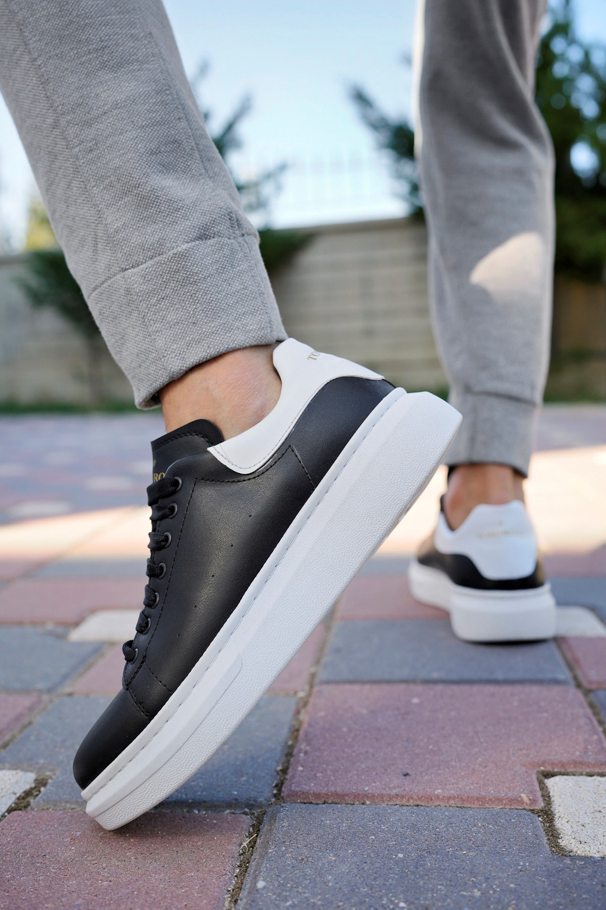 Valendo Garantili Erkek Günlük Casual Bağcıklı Tabanlı Sneaker Spor Ayakkabı VALENDO-5141 - Görsel 6