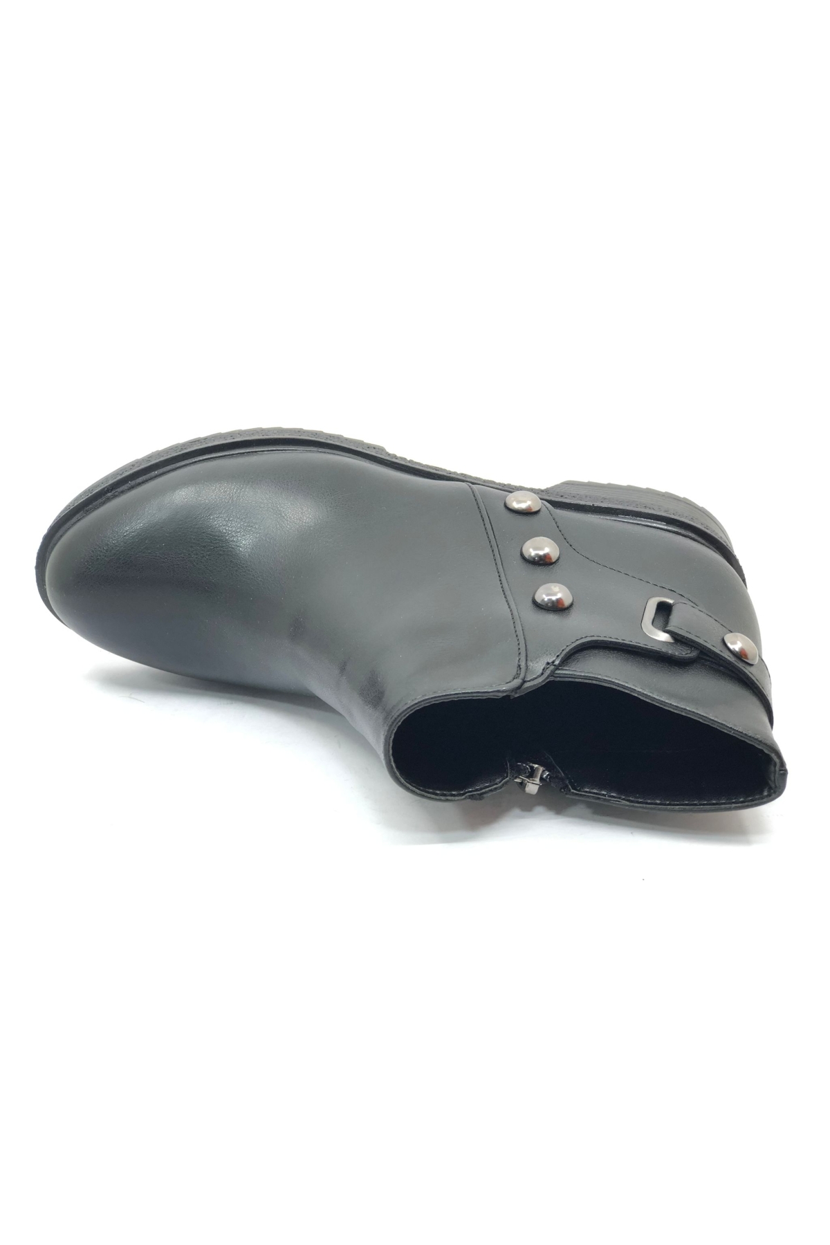 Zımba Detaylı Düz Kaymaz Taban Kadın Bot - Görsel 6