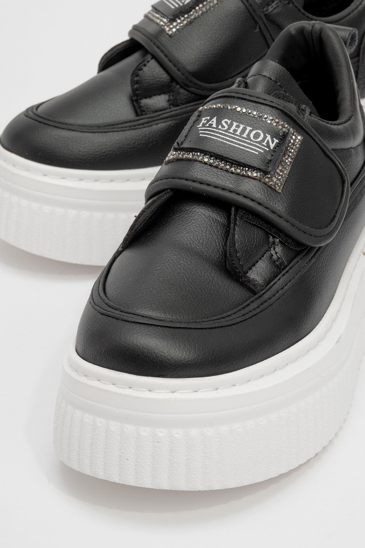 Cırtlı Taşlı Kadın Spor Ayakkabı SİYAH BEYAZ - Görsel 4