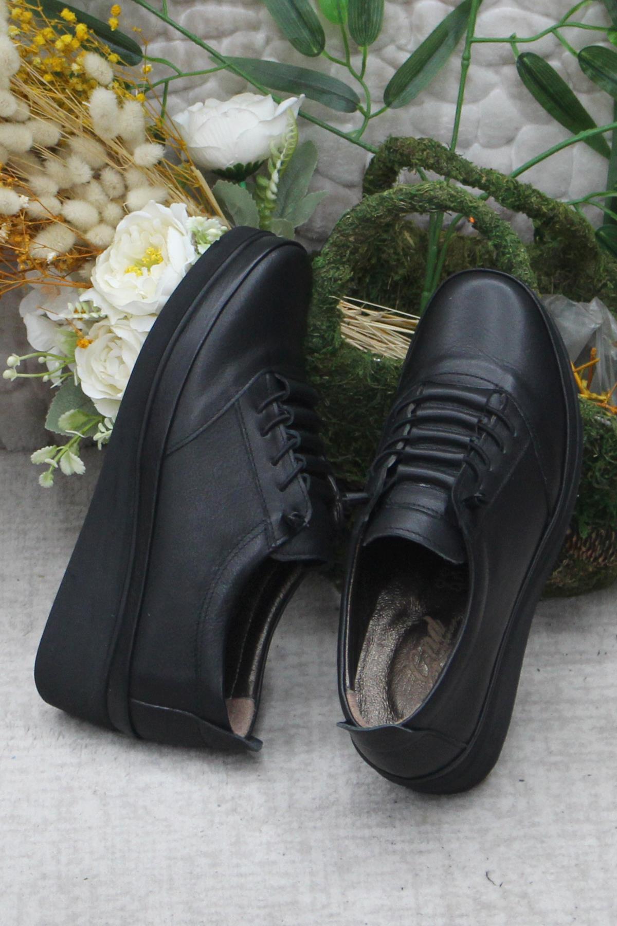 4299 Siyah Hakiki Deri Lastik Bağçıklı Yumuşak Kadın Ayakkabı - Görsel 6