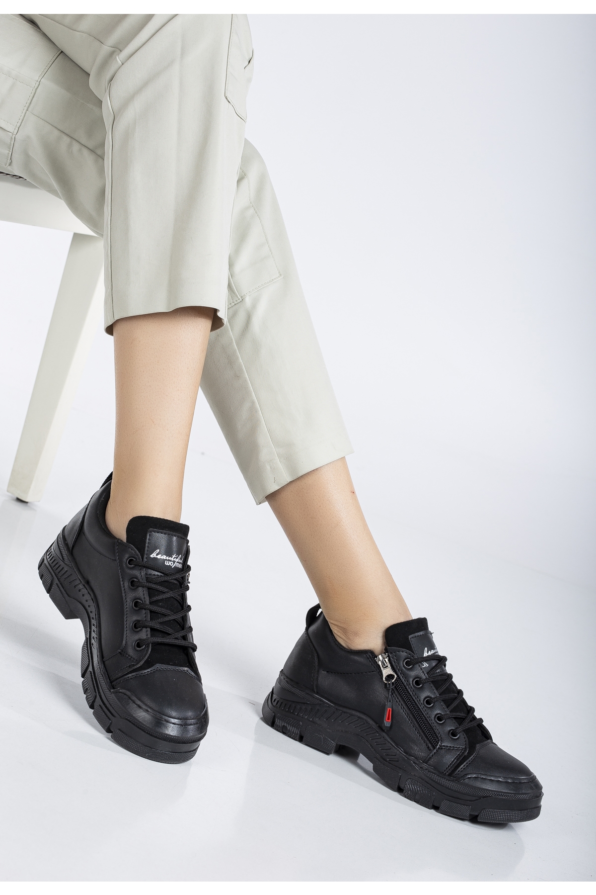 Kadın Siyah Termo Taban Fermuar Detaylı Bağcıklı Günlük Ayakkabı - Görsel 3