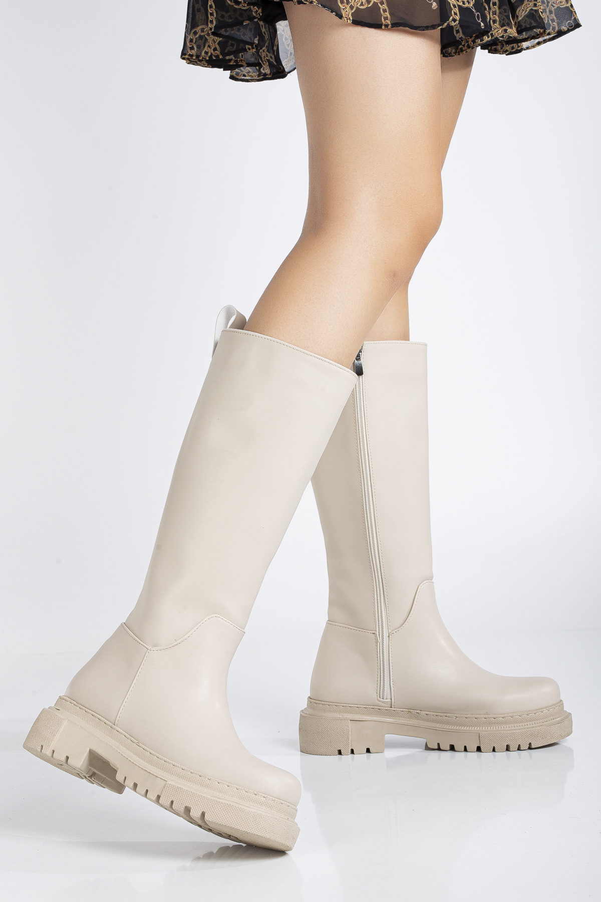 Kadın Bej Cilt Poli Taban Fermuarsız Çizme - Görsel 3