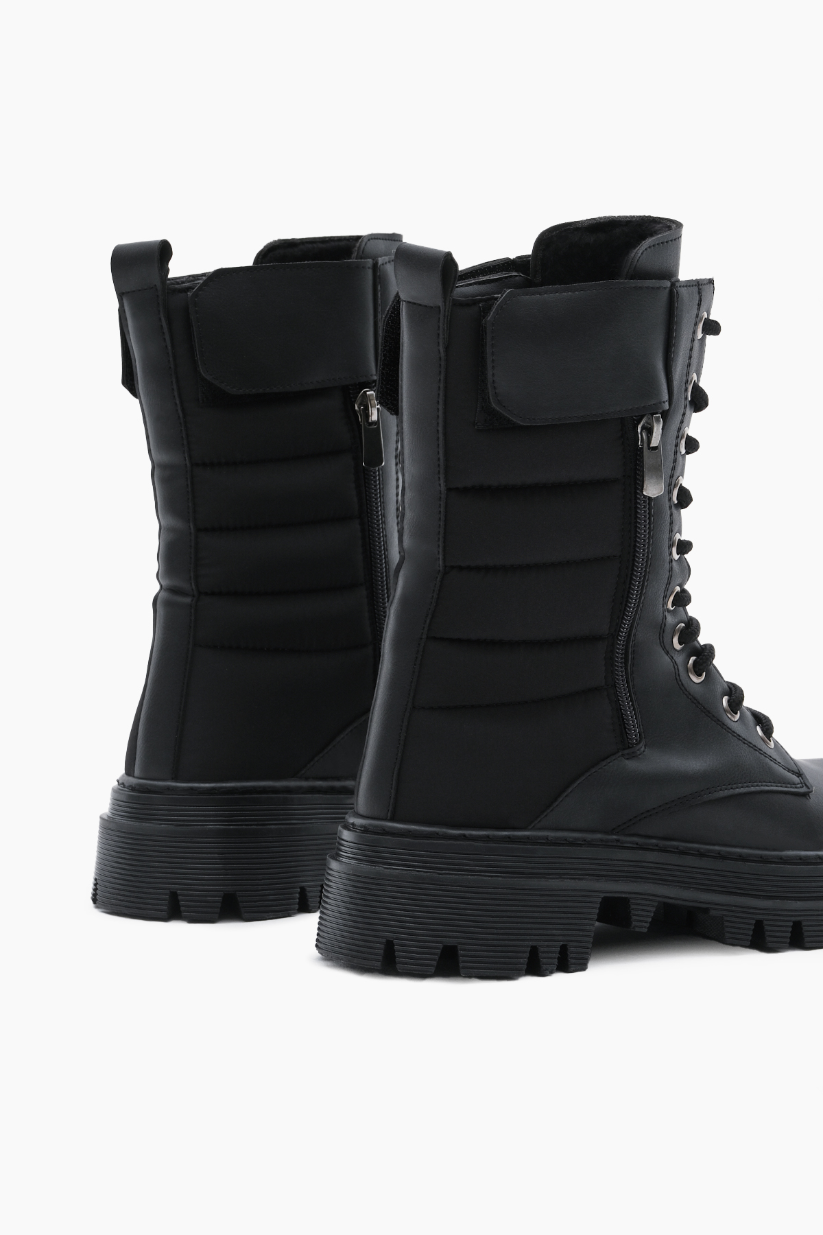 Kadın Siyah Cilt Termo Taban Nakışlı Dilim Desenli Cırtlı Bağcıklı ve Fermuarlı Bot - Görsel 6