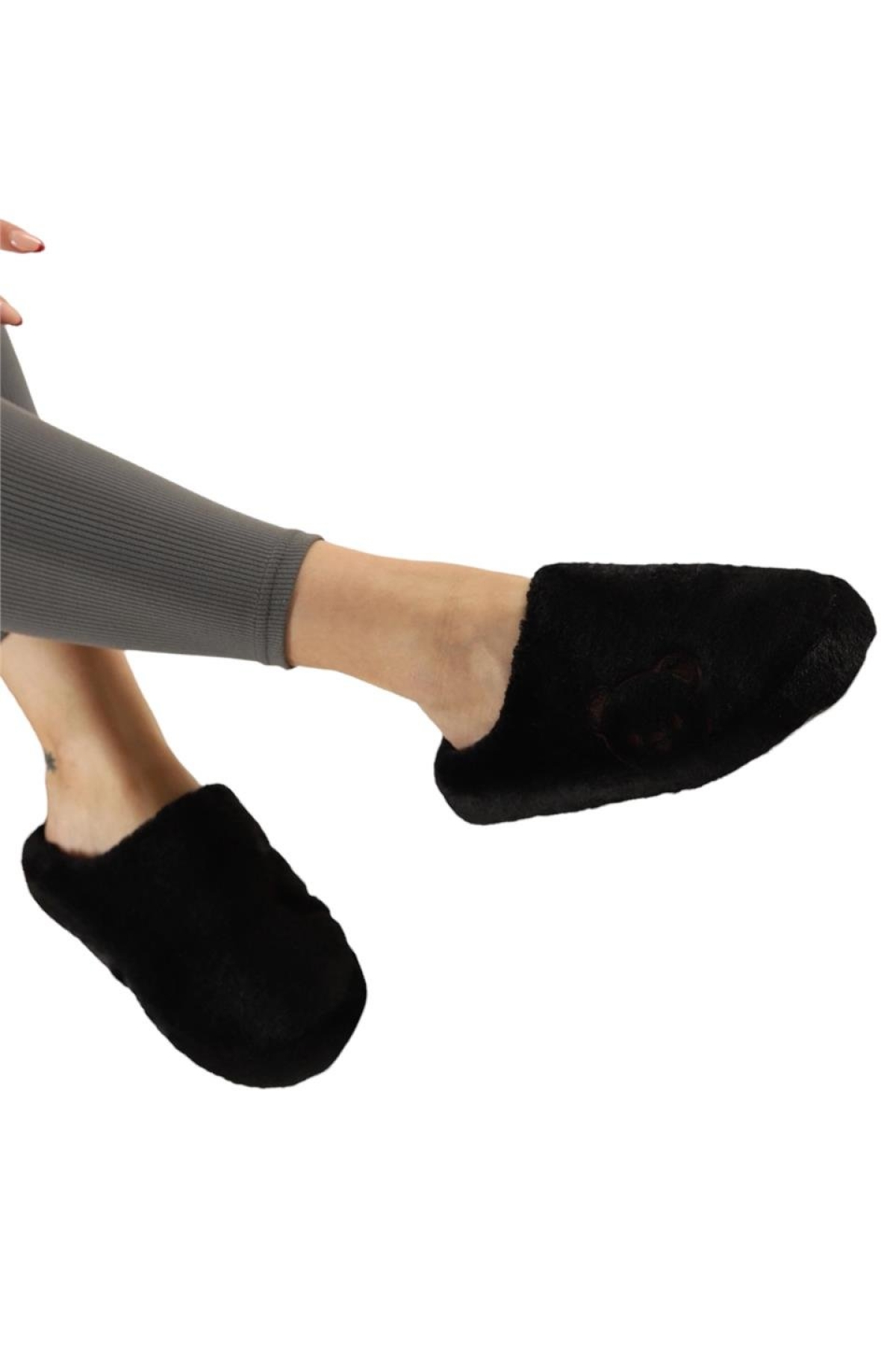 Önü Kapalı Ayıcık Baskılı Peluş Kadın Ev Terliği SİYAH - Görsel 3