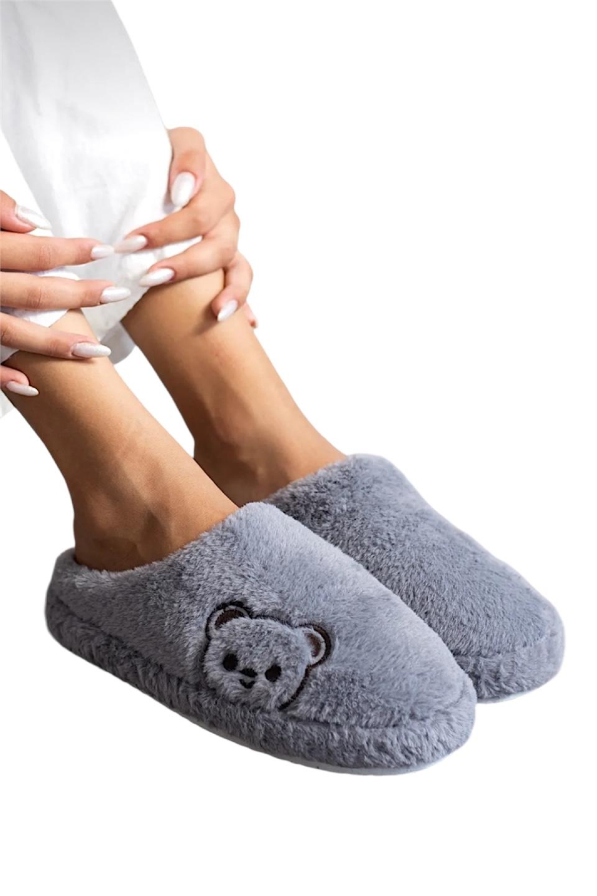 Önü Kapalı Ayıcık Baskılı Peluş Kadın Ev Terliği GRİ - Görsel 3