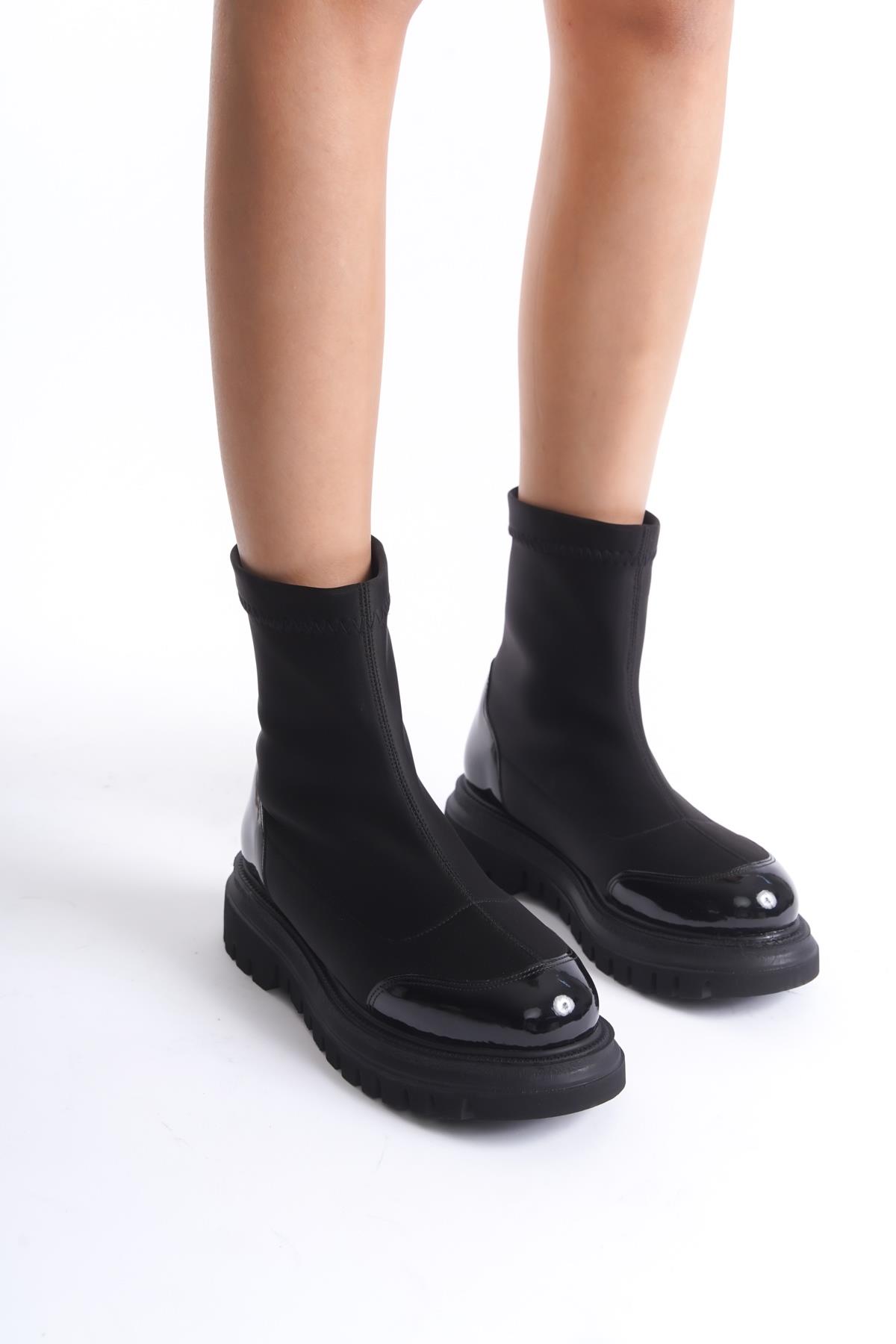 Kobe Siyah Rugan Streç Hafif Esnek Günlük Kalın Tabanlı Bot - Görsel 4