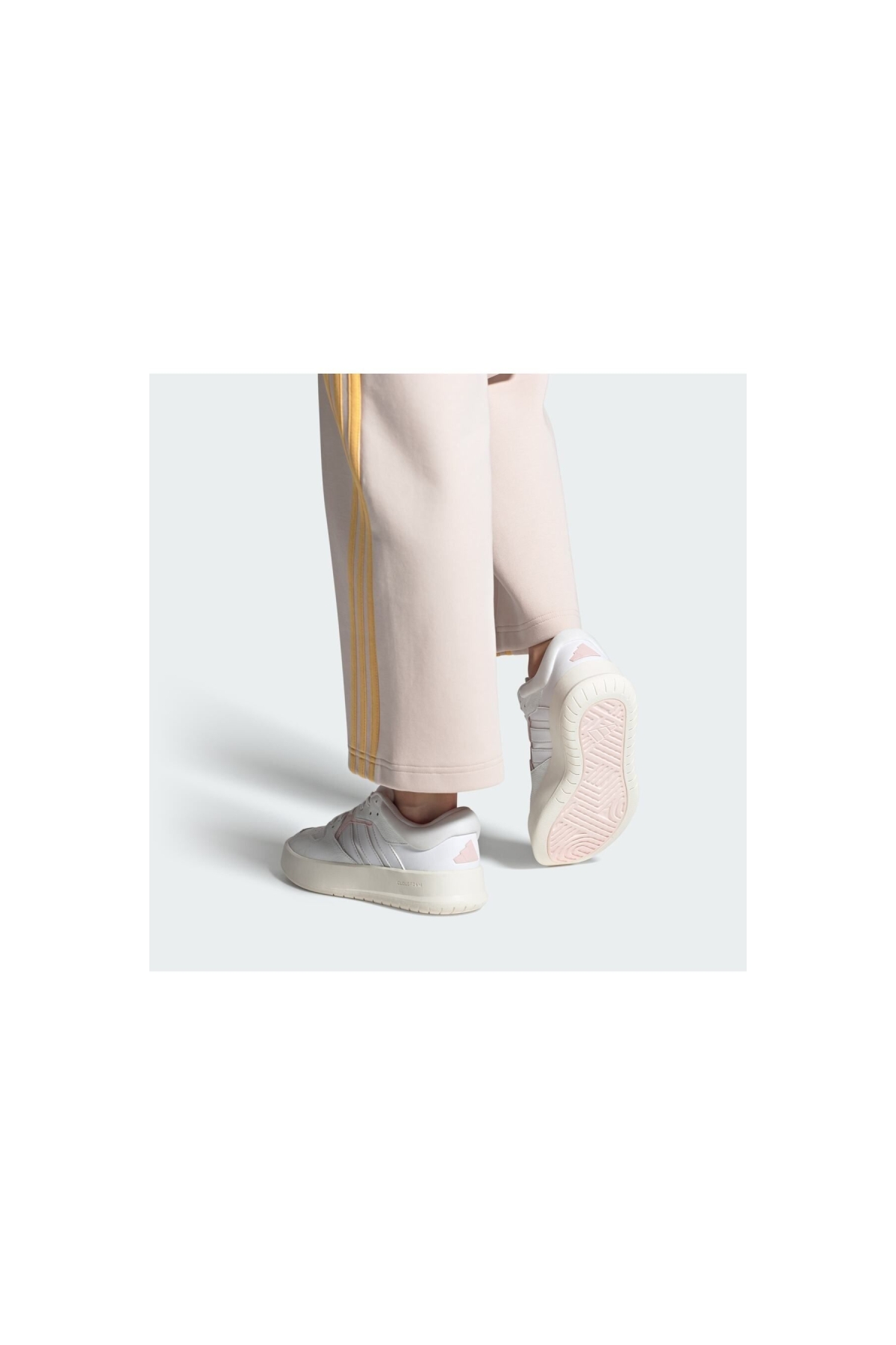 Court 24 - Görsel 4