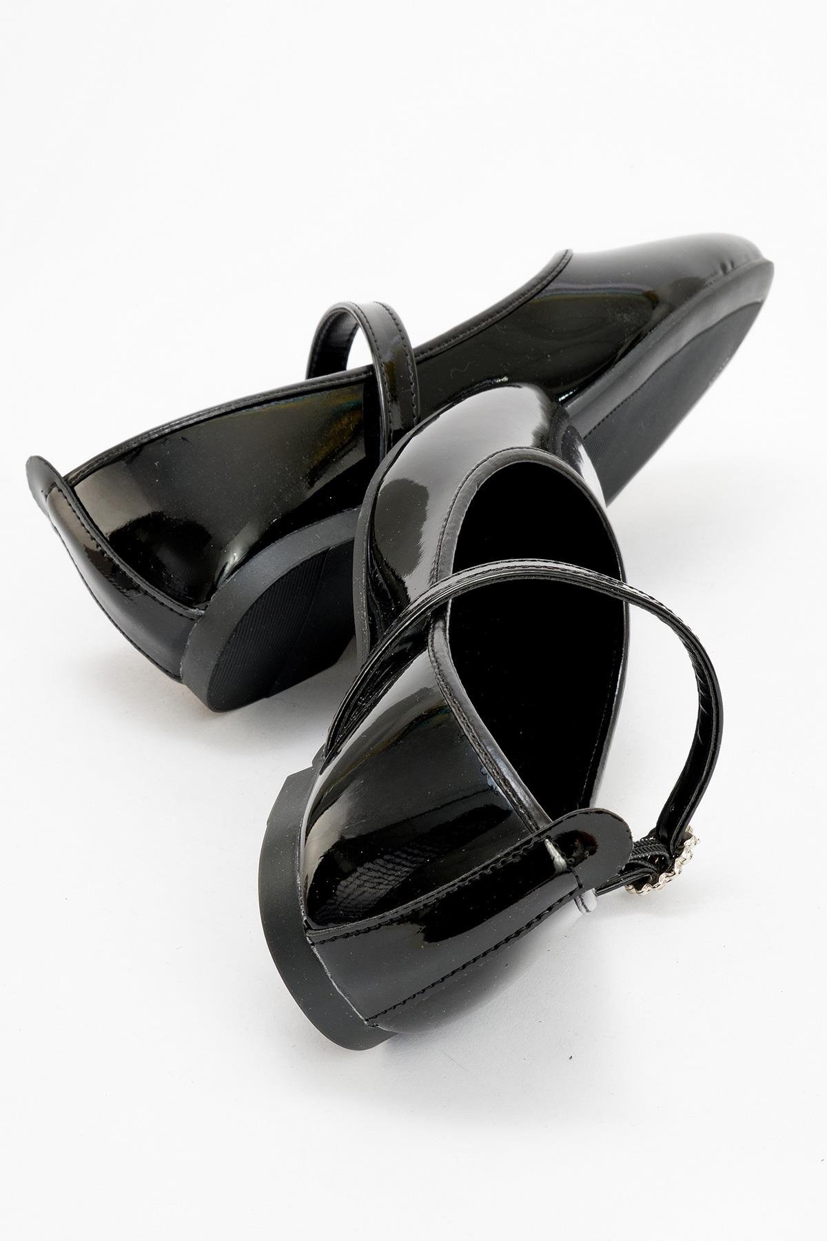 Kadın Kemerli Taşlı Küt Burunlu Babet SİYAH RUGAN - Görsel 4