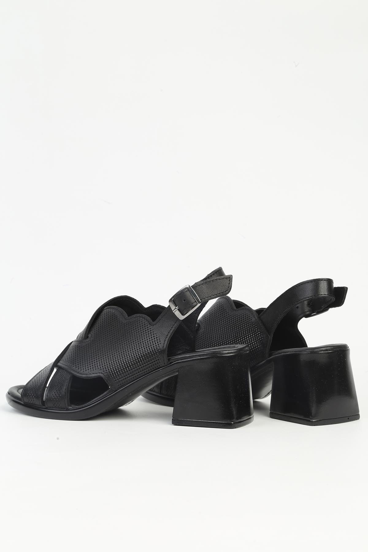 Siyah Kadın Deri Topuklu Ayakkabı PCK-5021 - Görsel 4