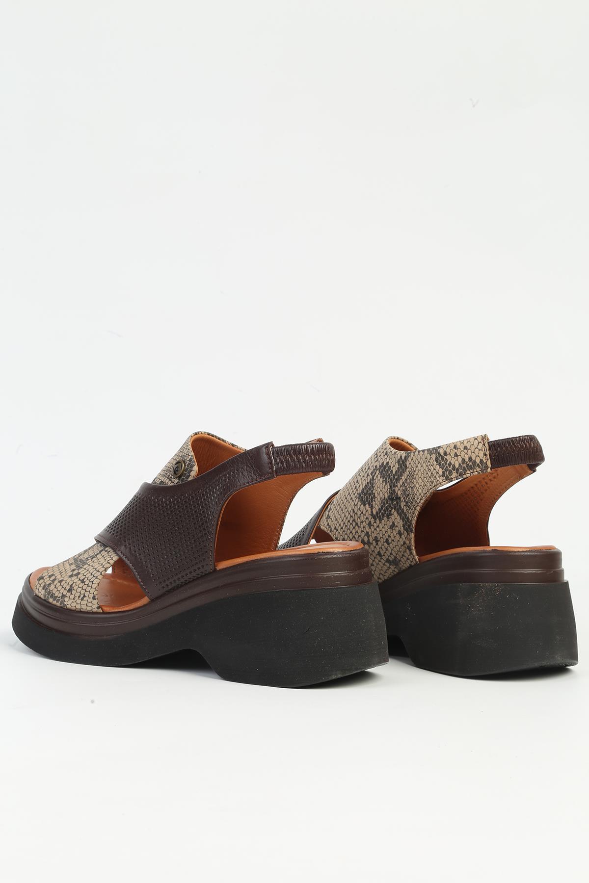 Kahve Kadın Deri Topuklu Ayakkabı PCK-5010 - Görsel 4