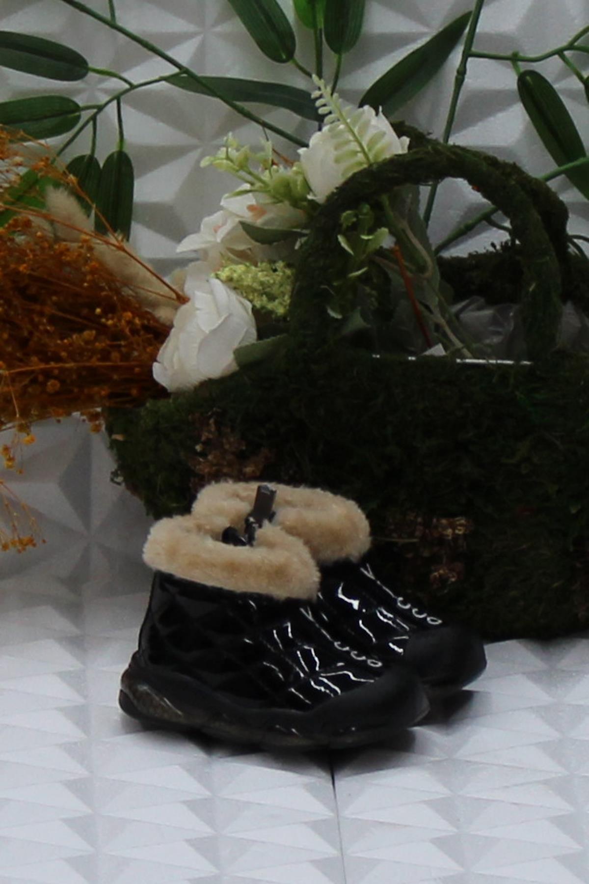 946.E24K.422 Siyah Poppy II Rahat İlk Adım Işıklı Kız Çocuk Bot - Görsel 2