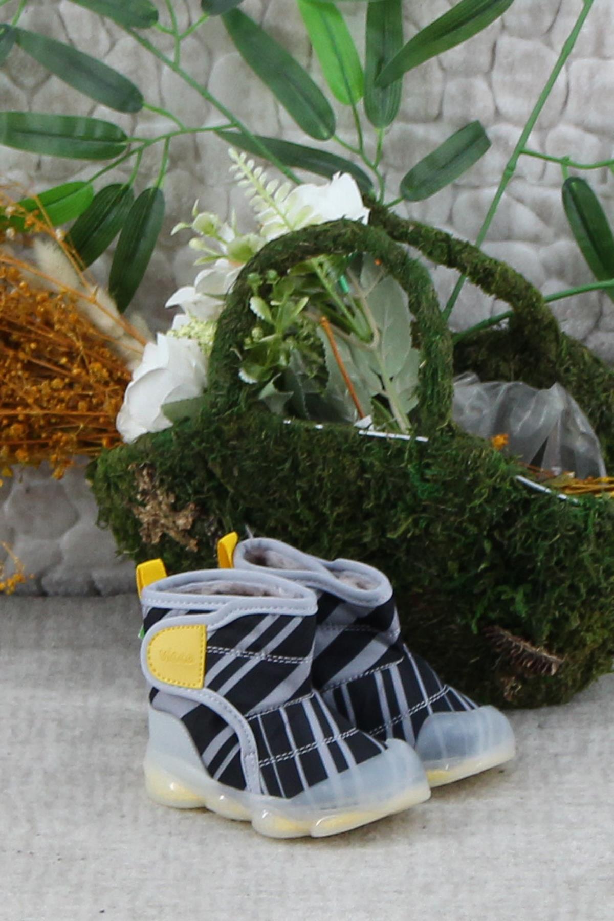 943.E24K.482 Gri Helyum Işıklı Erkek Çocuk Bot - Görsel 2