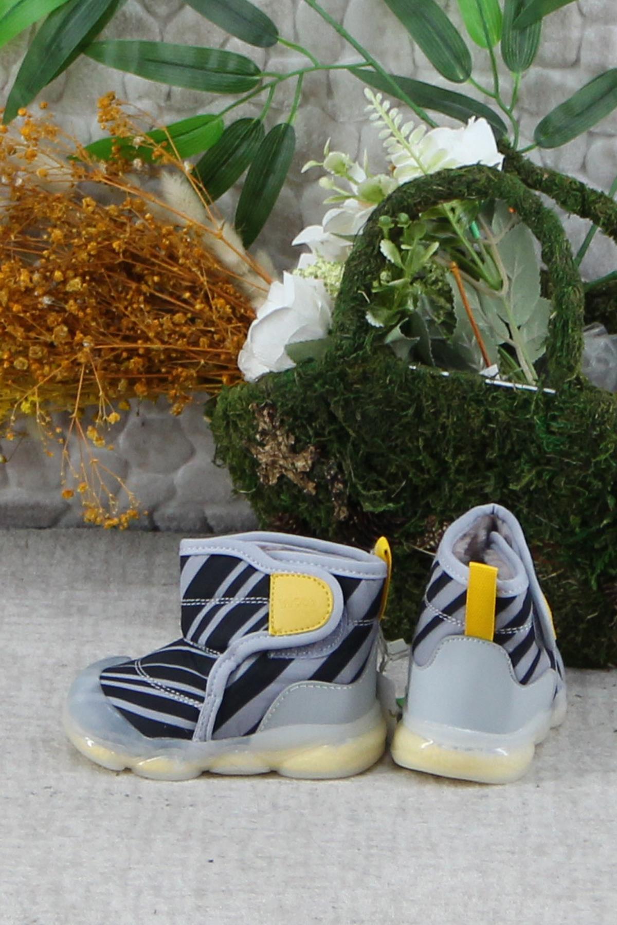 943.E24K.482 Gri Helyum Işıklı Erkek Çocuk Bot - Görsel 5