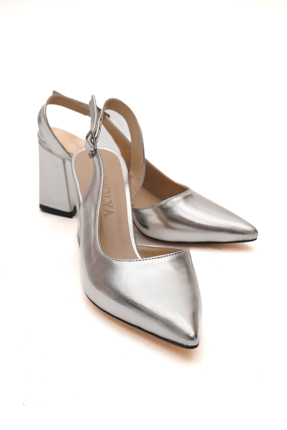 Sahra Gümüş Topuklu Günlük Kullanım Ayakkabı - Görsel 11