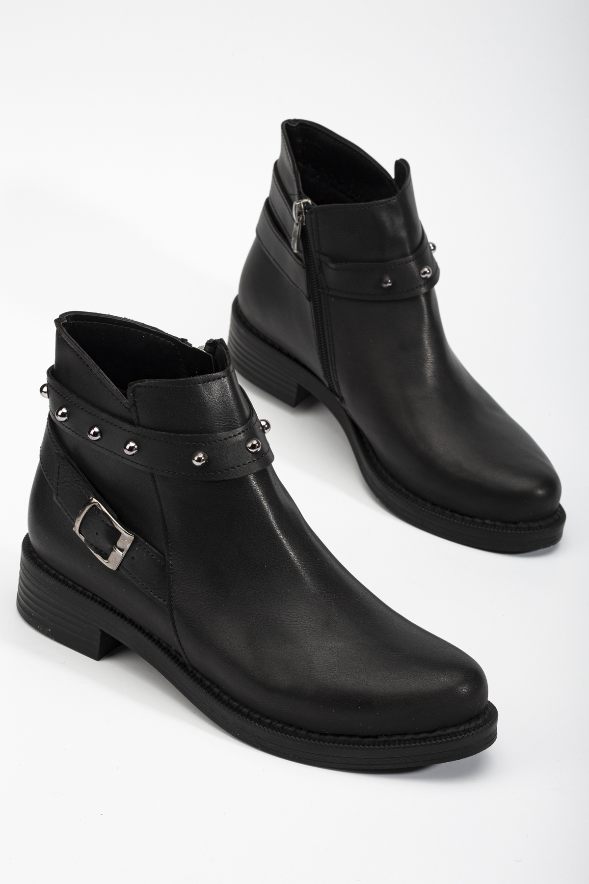 Kadın Siyah Cilt Termo Taban Tokalı Yanı Fermuarlı Kısa Topuklu Bot - Görsel 3