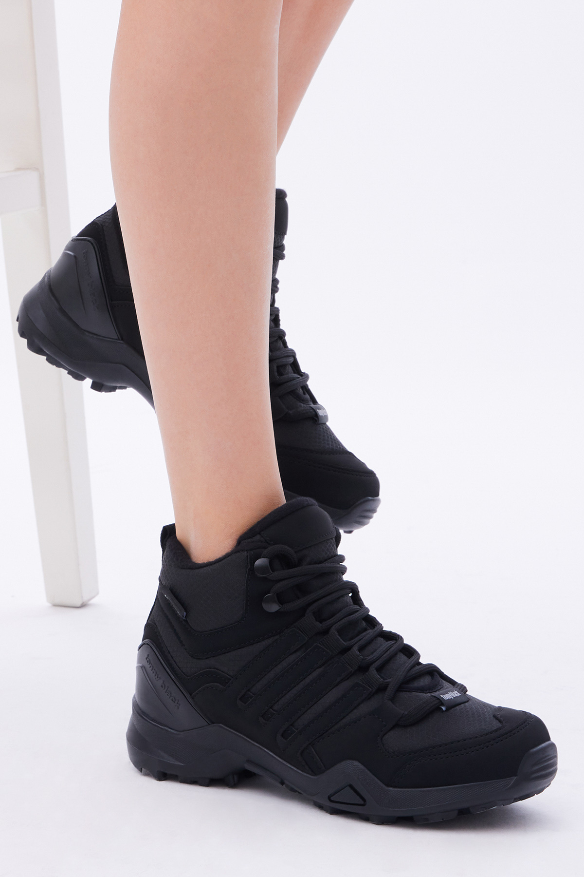 Unisex Siyah Rahat Kalıp Yanı Şerit Detaylı Bağcıklı Trekking Bot - Görsel 3