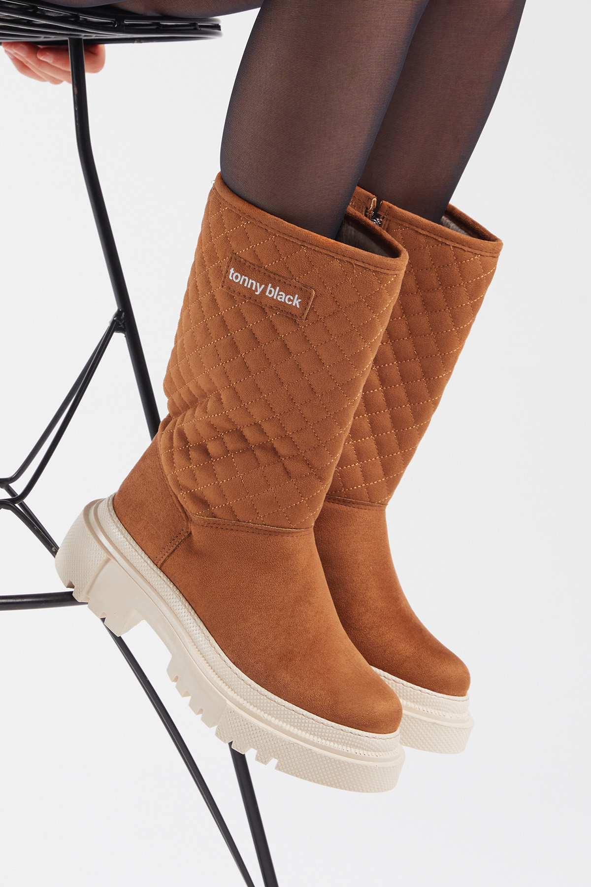 Kadın Toprak Kapitone Desenli Rahat Kalıp Uzun Bot - Görsel 5